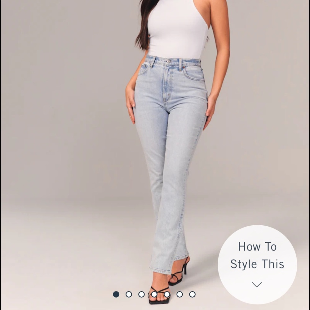 Abercrombie Curve Love Ultra High Rise Slim Straight Jeans